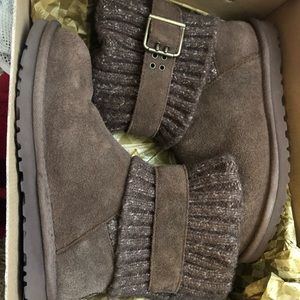 UGG Cambridge Boots